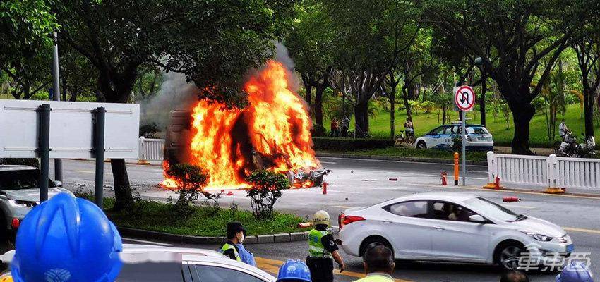 突發!深圳一電動車起火致駕駛員身亡,疑似電動依維柯