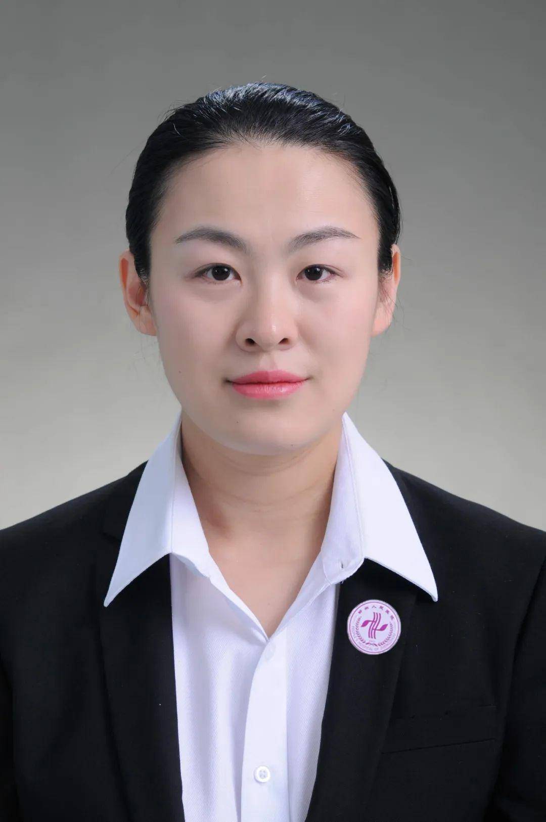 郑医好职工丨许慧沉稳果敢她用平凡抒写担当与温暖