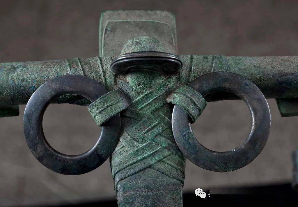 148铜车马为何被誉为"青铜之冠"对于青铜盖面外围一周出现的高温加热