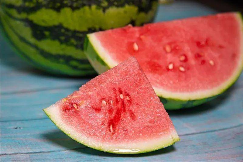 品尝许昌夏天的味道!正宗8424西瓜,博洋61香脆瓜甜蜜上市