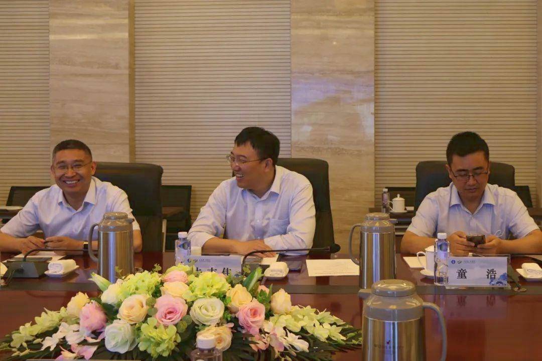 山东金鲁班德商高速公路总经理赵希亭一行赴宁沪公司考察调研