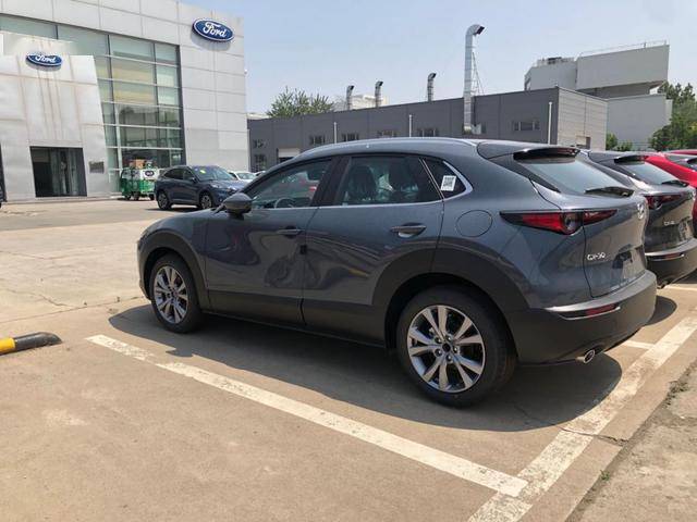 探店马自达cx30年轻人出行的新选择颜值操控的代名词