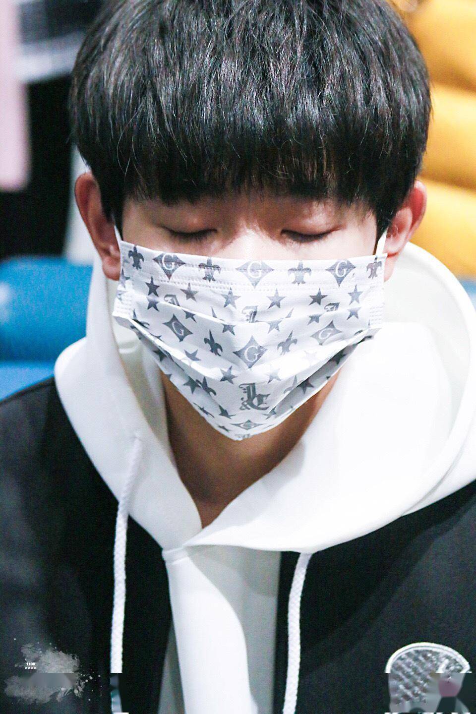 那些年王源的口罩图案 可可爱爱没有脑袋