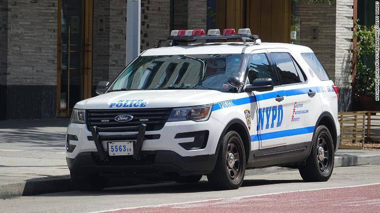 "杀毒软件"警车先用 高温杀灭新冠病毒