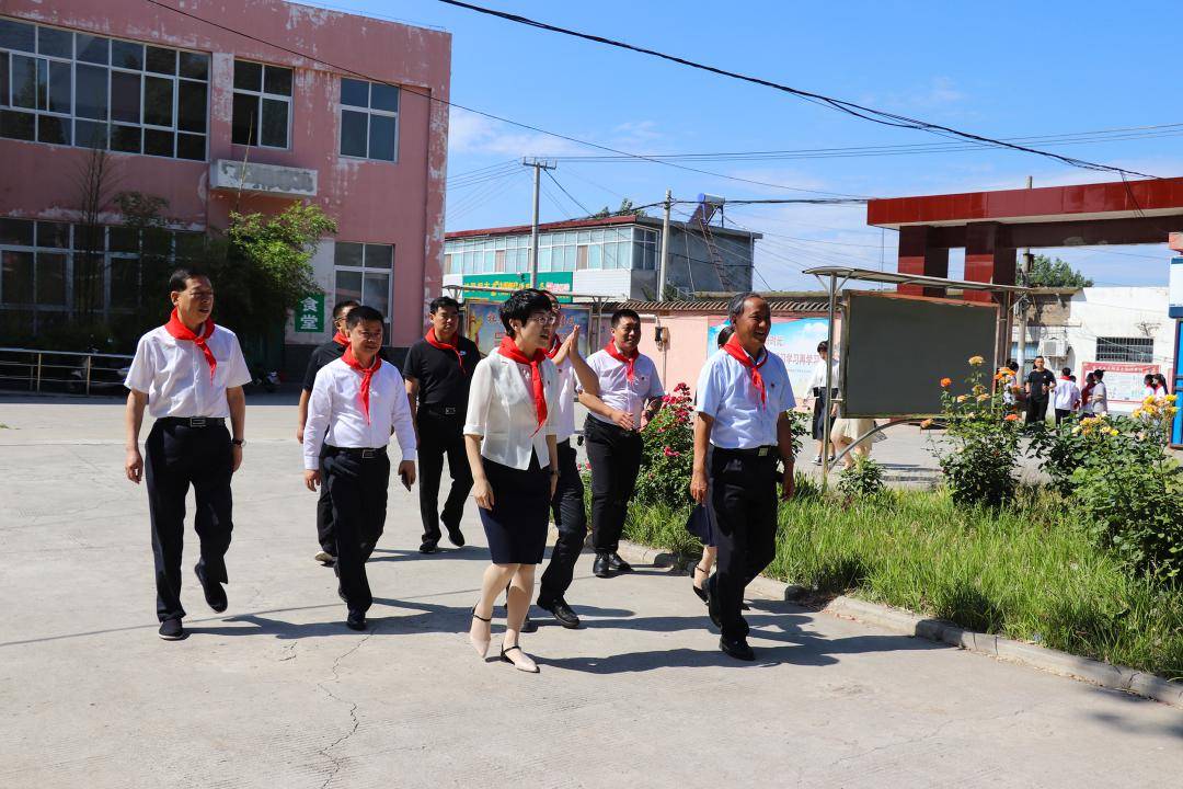 焦作市委常委宣傳部長宮松奇,團市委書記李明霖,博愛縣委常委宣傳部長