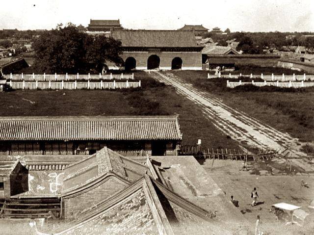 北京旧影1906年,平日不得开启的大清门