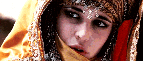 斯科特的《天国王朝》,在其中扮演公主西贝拉.