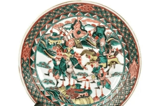 清朝瓷器上的刀马人图，看着太惊艳了！_手机搜狐网