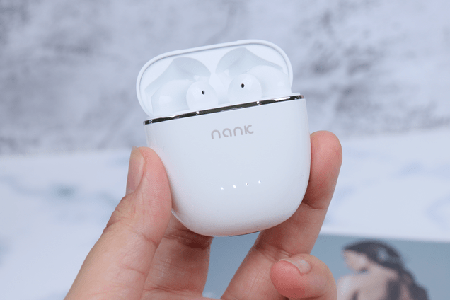 什么牌子的无线蓝牙耳机性价比高(无线蓝牙耳机什么牌子好性价比高)