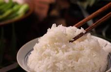 新鲜大米选购秘诀：为何新米更美味？