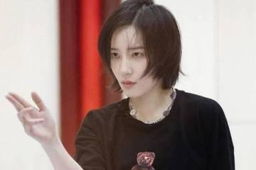 年赚2亿主播丹妮售卖假茶被抓：买茶需谨慎 切