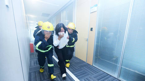 武汉开展超高层建筑消防应急演练