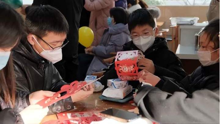 欢乐猜灯谜过元宵，你喜欢这种主题活动吗？