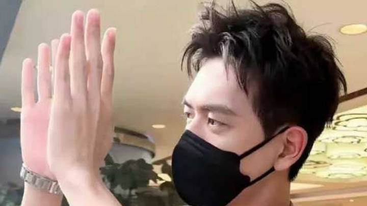 李现恋情风波升级，被曝和离异网红恋爱，你怎么看？