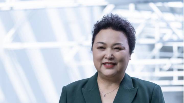 王凤英正式加入小鹏汽车，出任总裁一职，是实至名归吗？