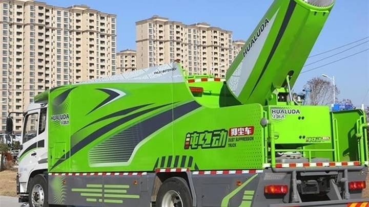 河南中牟县一国企花1160万采购6辆新能源环卫车，是正常价格吗？