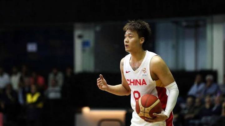 cba官方更新周琦与广东签1年顶薪合同，你看好赵睿未来的发展吗？