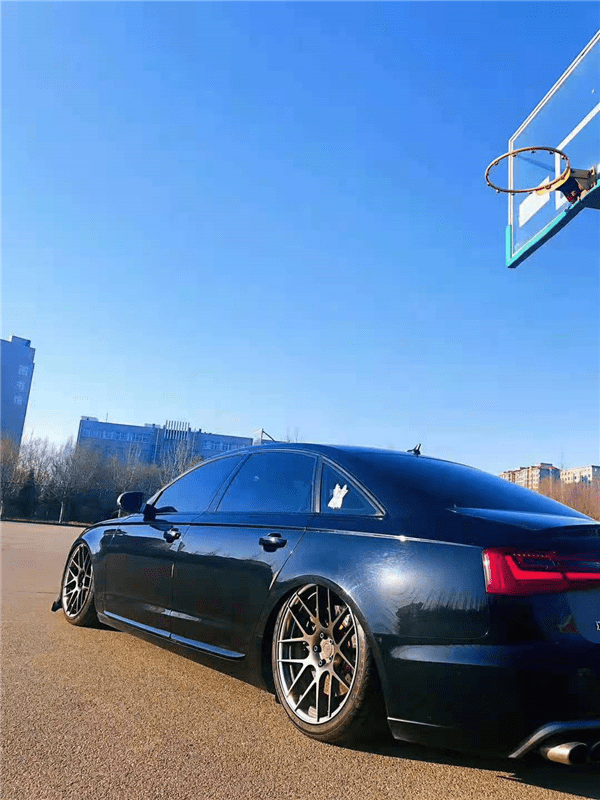 低趴风格李洋分享奥迪a6c7改装airbft气动避震悬挂动感与优雅同在