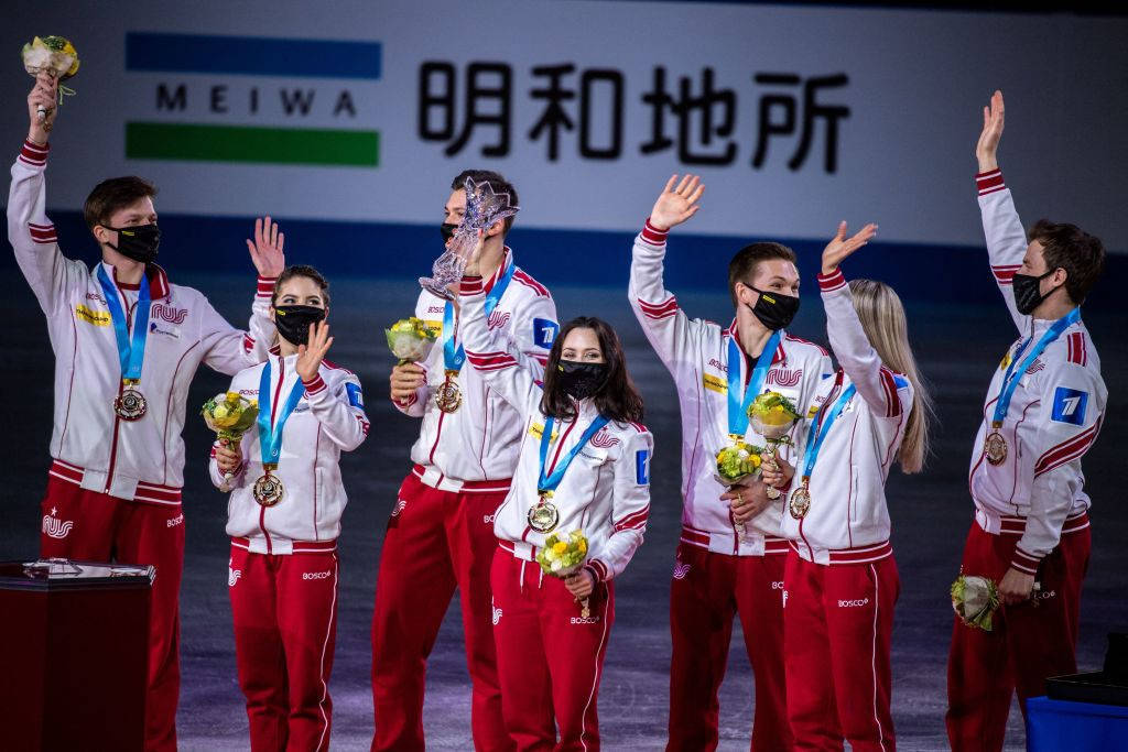 王濛世锦赛18枚金牌无缘冬奥会安凯带领大学生参加