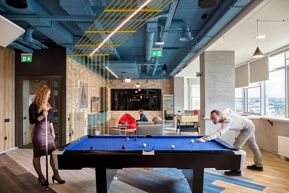 灵动多变 看看这个科技开发部门的办公室