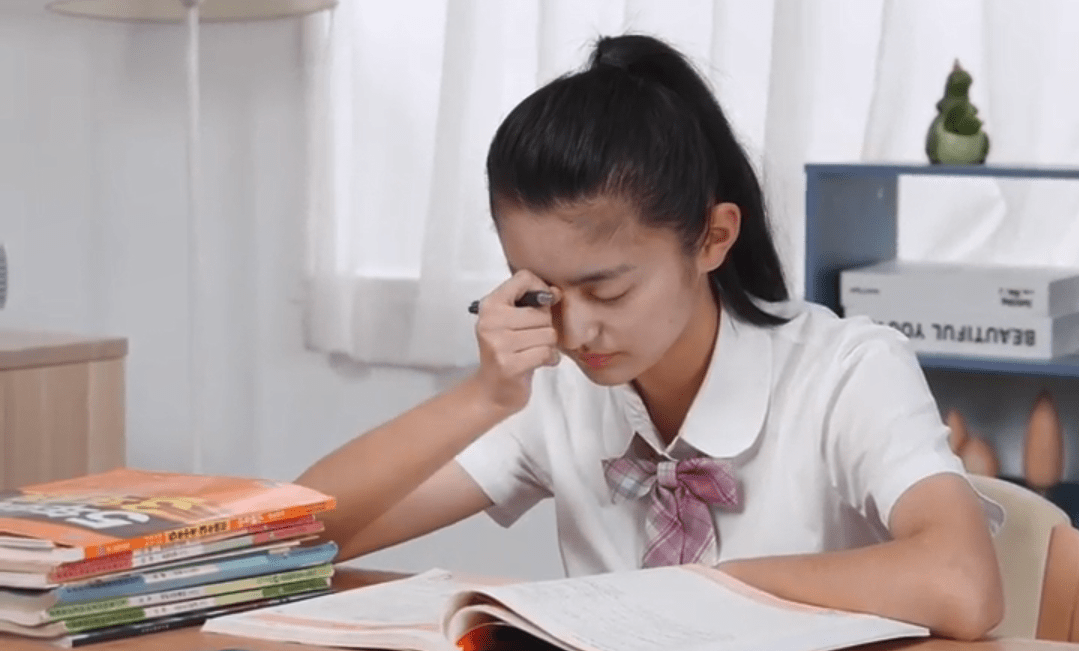 用眼过度问题可用好视力眼贴缓解