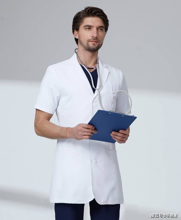 原创短款白大褂打造良好的医生形象