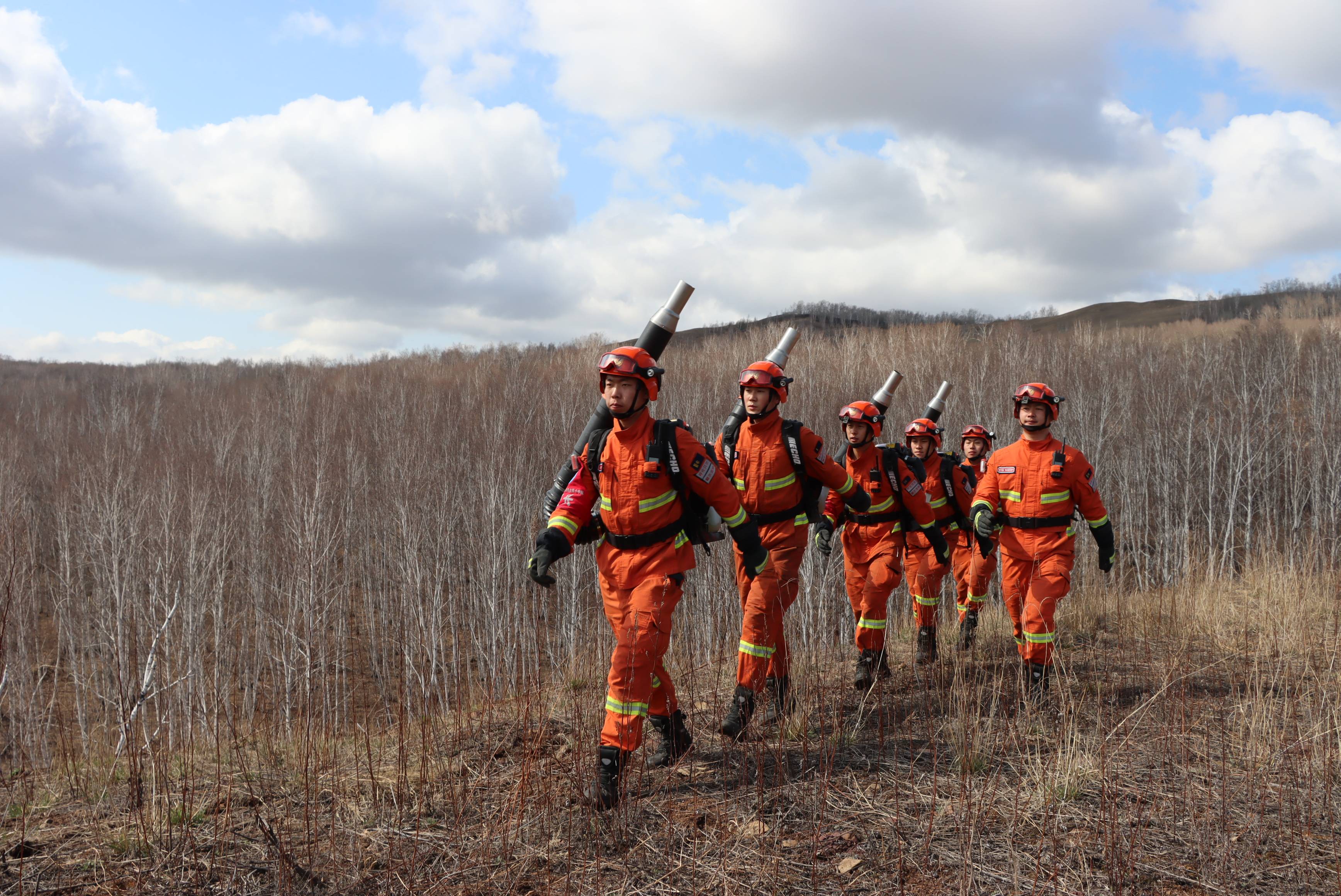 用实际行动捍卫祖国北疆绿水青山