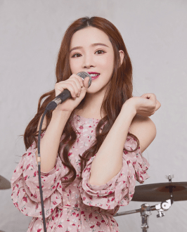 这是一首送给女孩子的歌:这本就是我一厢情愿的固执!_羽彤