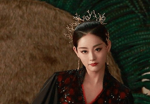 祝绪丹,暗黑系的玄女,灵气满满的流萤,差别好大!