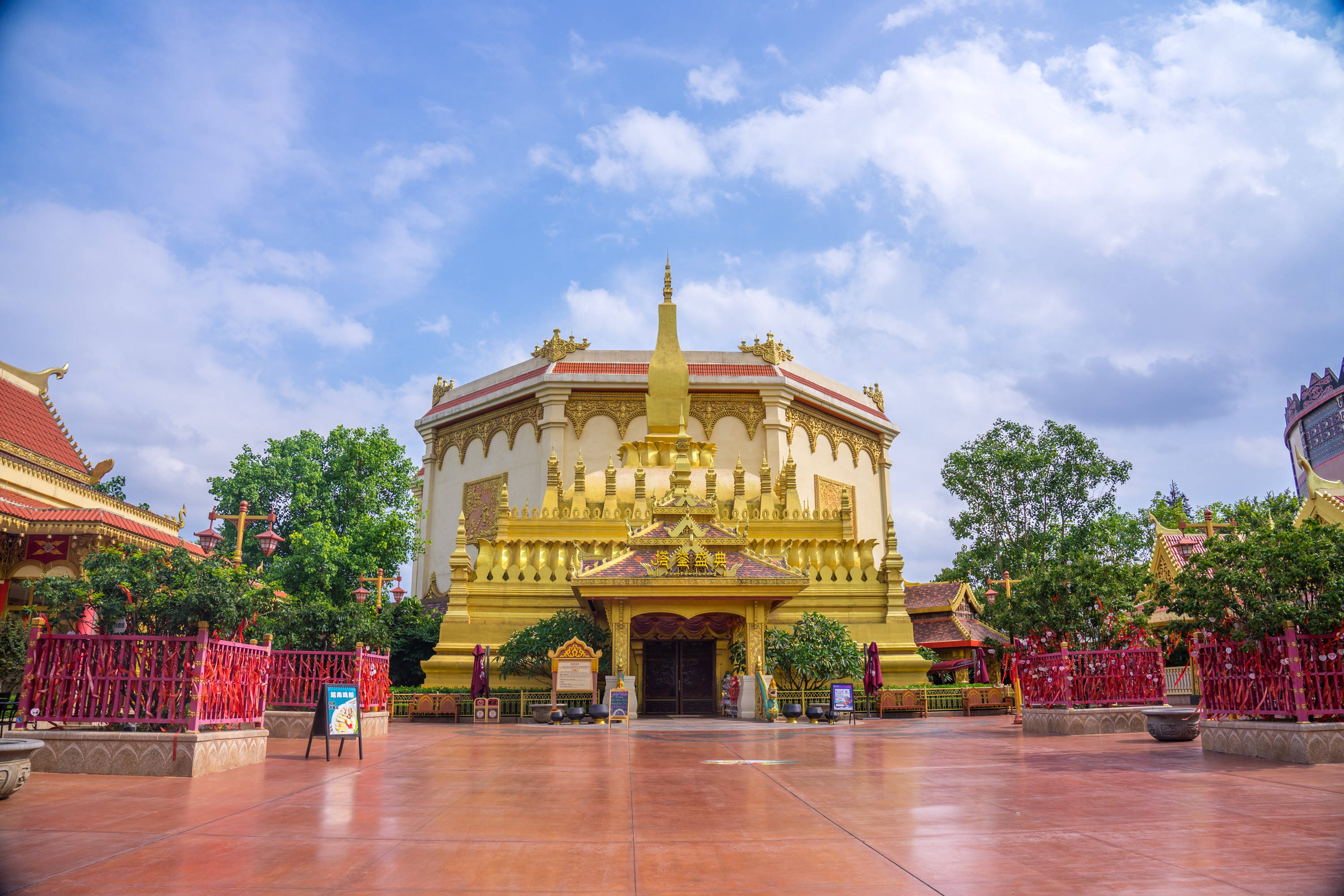 南宁最好玩的游乐场一天游遍东南亚299元票价值得玩吗