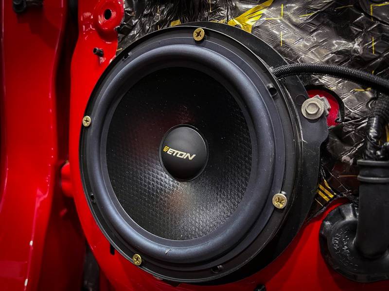 激情纯声 福特野马汽车音响改装德国伊顿pow160.2 两分频