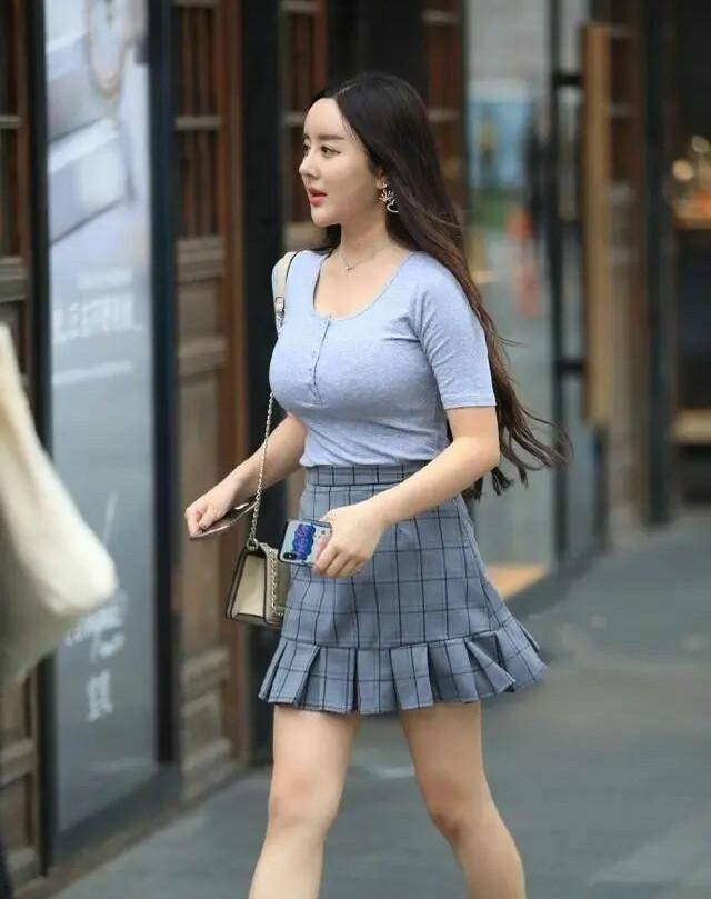 8050e7617e9044fa9bf91ddef4b61f7f.jpeg