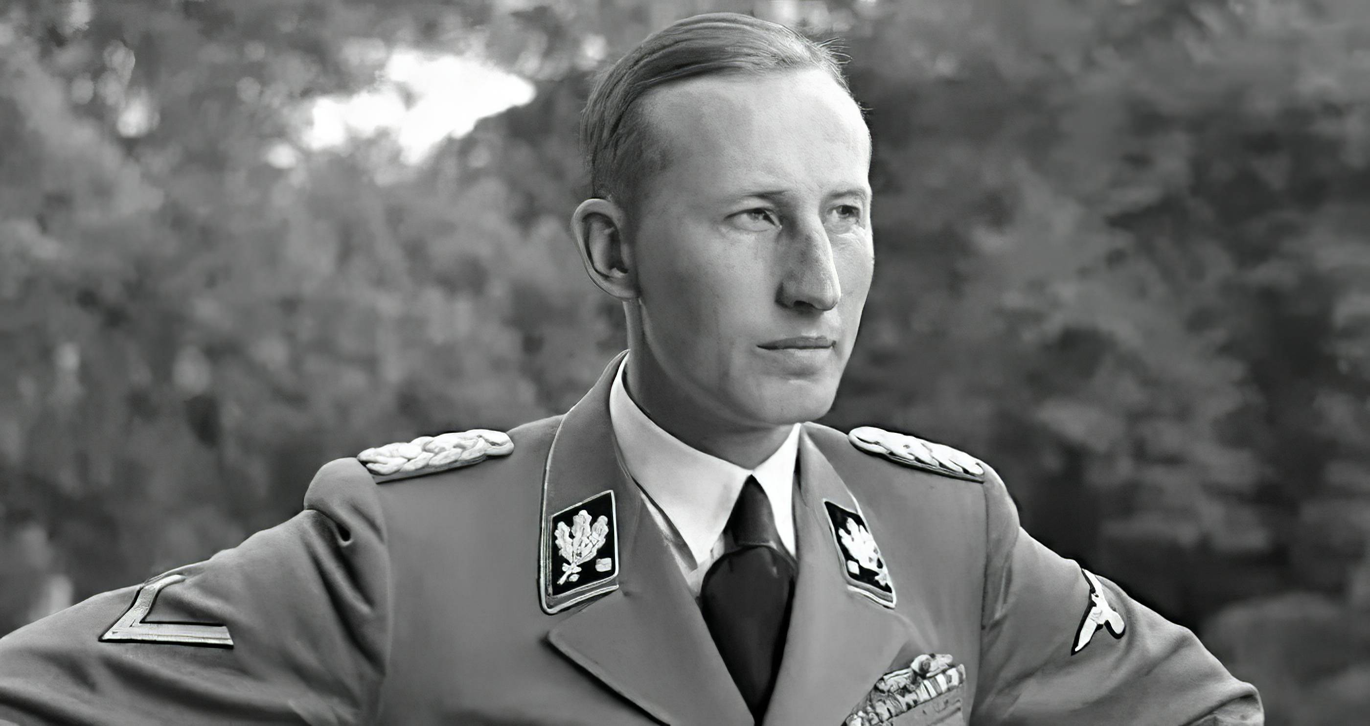 一周后,海德里希不治身亡被捷克抵抗者伏击纳粹德国秘密警察头目海德