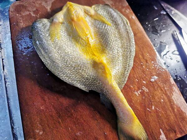 原创高蛋白低脂肪的蒸瓜鱼父亲节应景美食