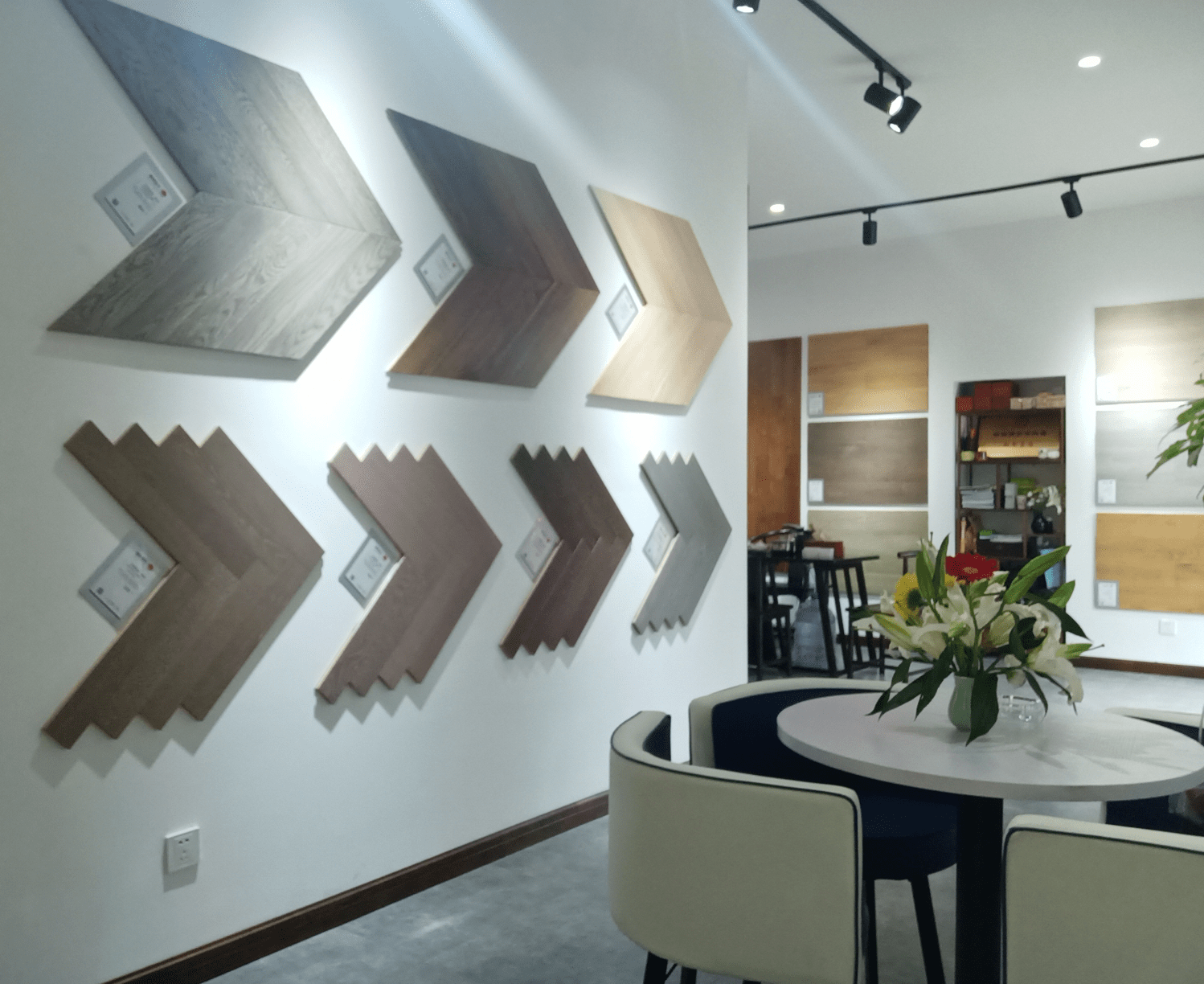 地板盛宴荣耀衢州升佳地板衢州专卖店盛大开业