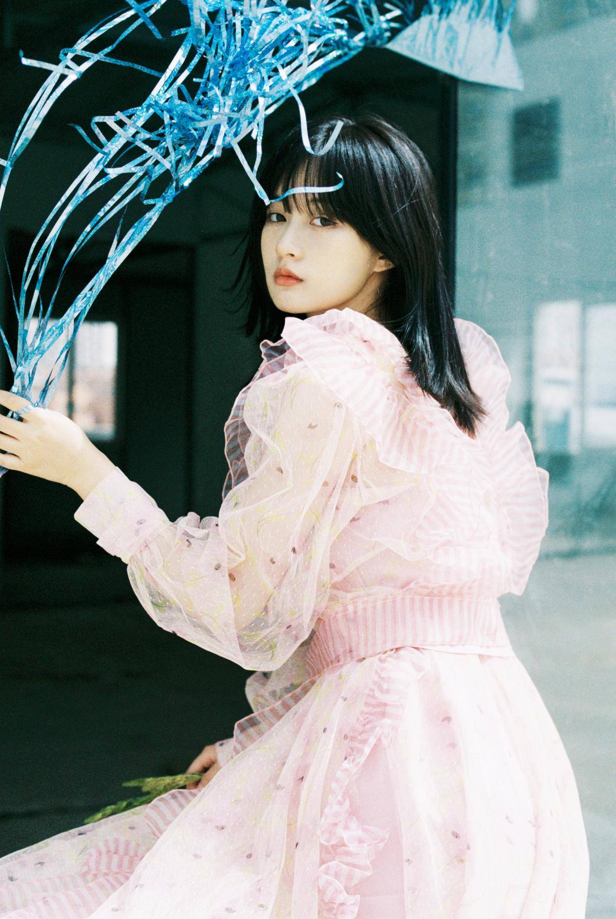 李澳曝最新清甜夏日写真哲理系金句学霸田梦杀青