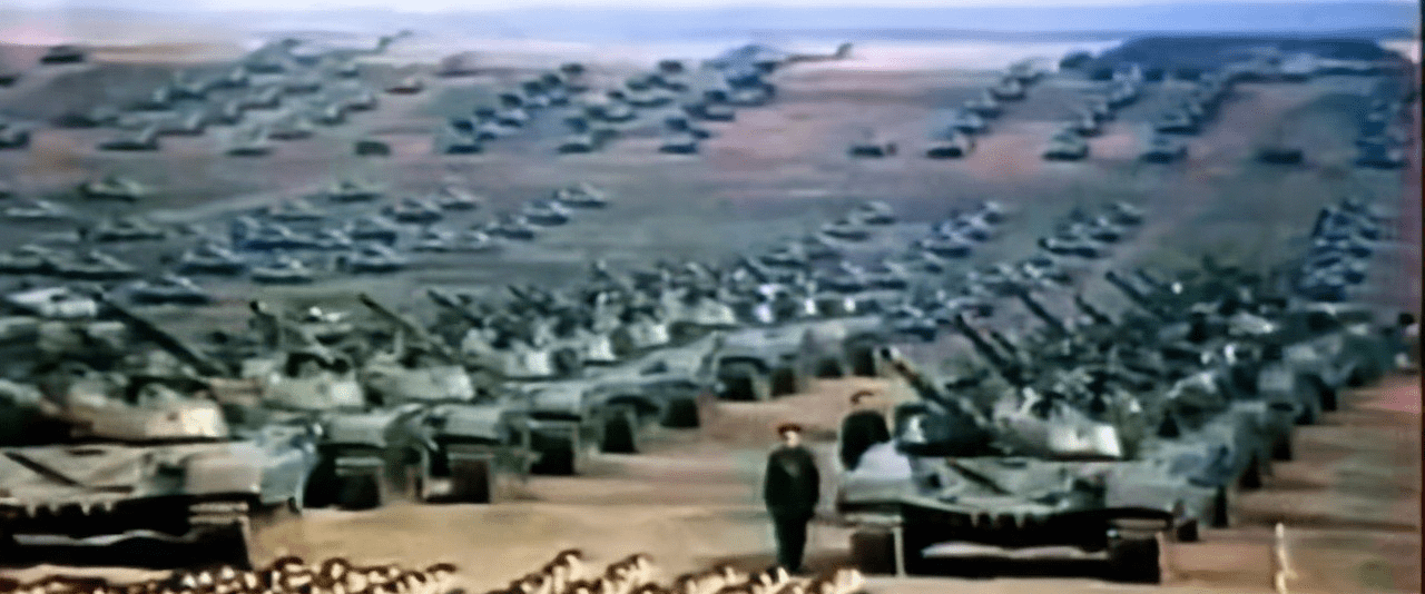 中苏百万大军对峙时期!苏军集结1.4万辆坦克:我国就造1亿火箭筒_民兵