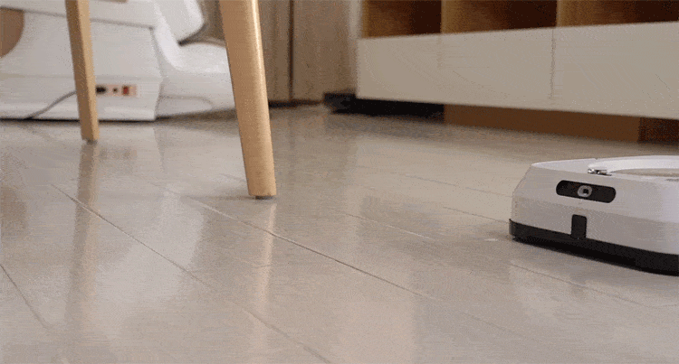 智能家用扫地机器人哪个牌子好？iRobot扫擦组合让你享受赤脚清凉！