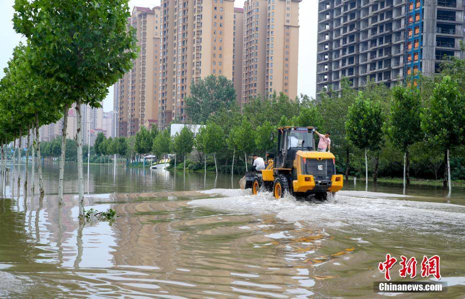 河南安阳暴雨图片