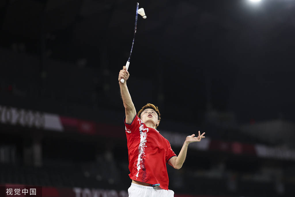 高清图:奥运会羽毛球男单小组赛 谌龙石宇奇出战