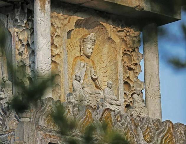 三十一岁时,天台融镜法师教看「拖死尸是谁」的话头.