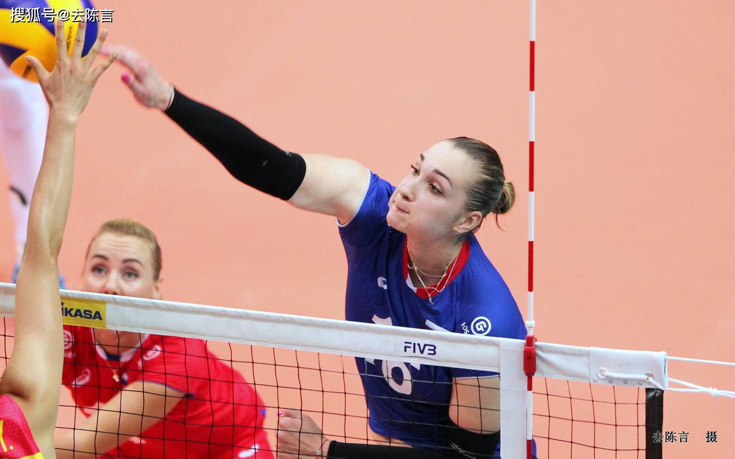 俄奥委会女排 主攻 沃隆科娃世界杯冠军 主攻 李盈莹奥运冠军 主攻