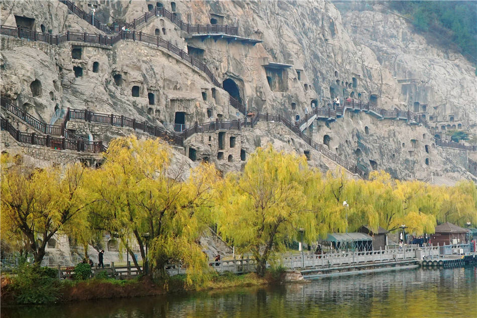 河南，龙门石窟，最大的水患不是千年一遇的水灾