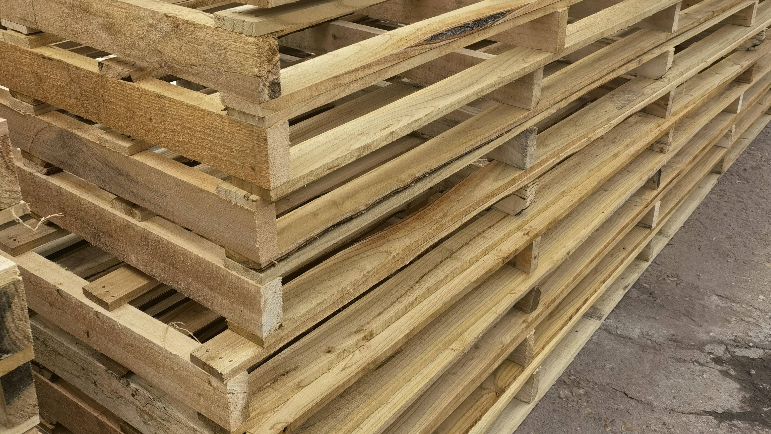 武汉木托盘与塑料托盘哪个好