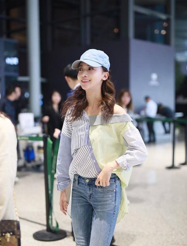 服装|吴谨言都这么瘦了，还要穿竖条纹来显瘦，看着头肩比都不太对劲