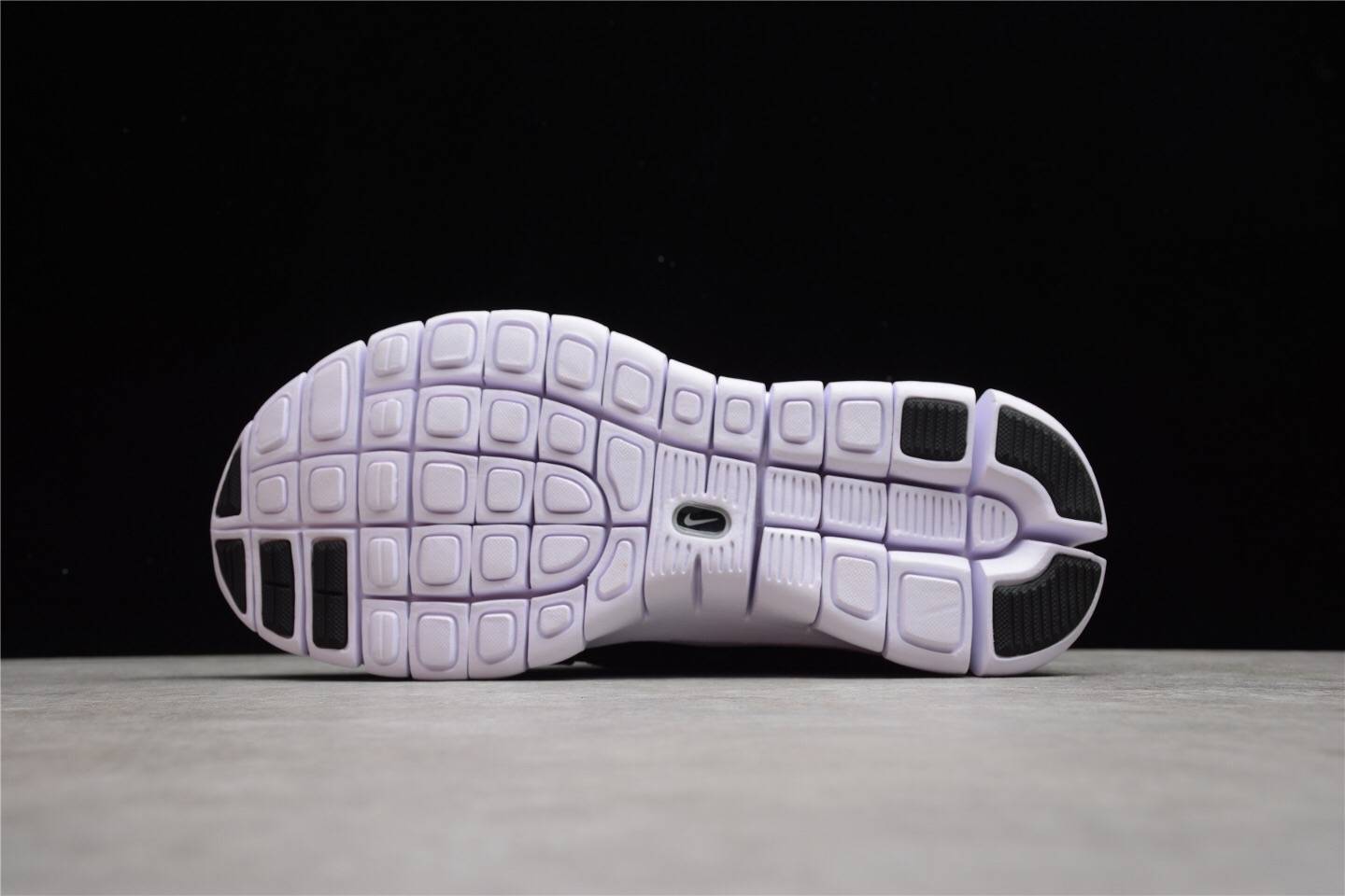Black|耐克 Nike Free Run 2 Black White 黑白赤足透气跑步鞋