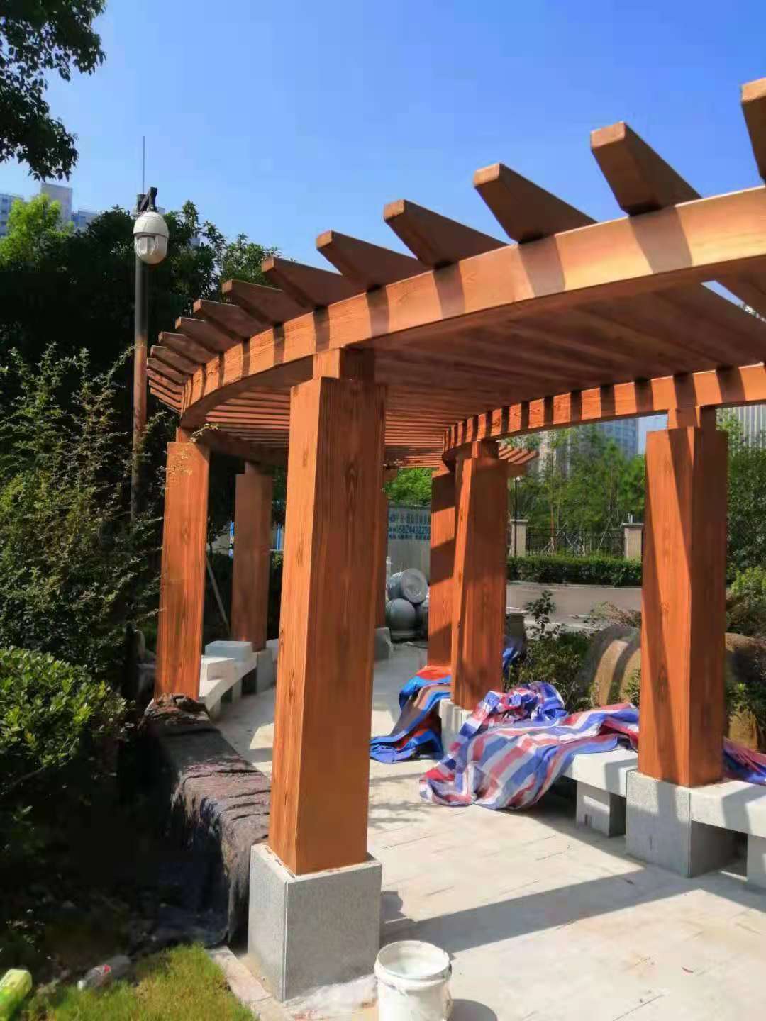 杭州小区长廊仿木纹漆施工效果图