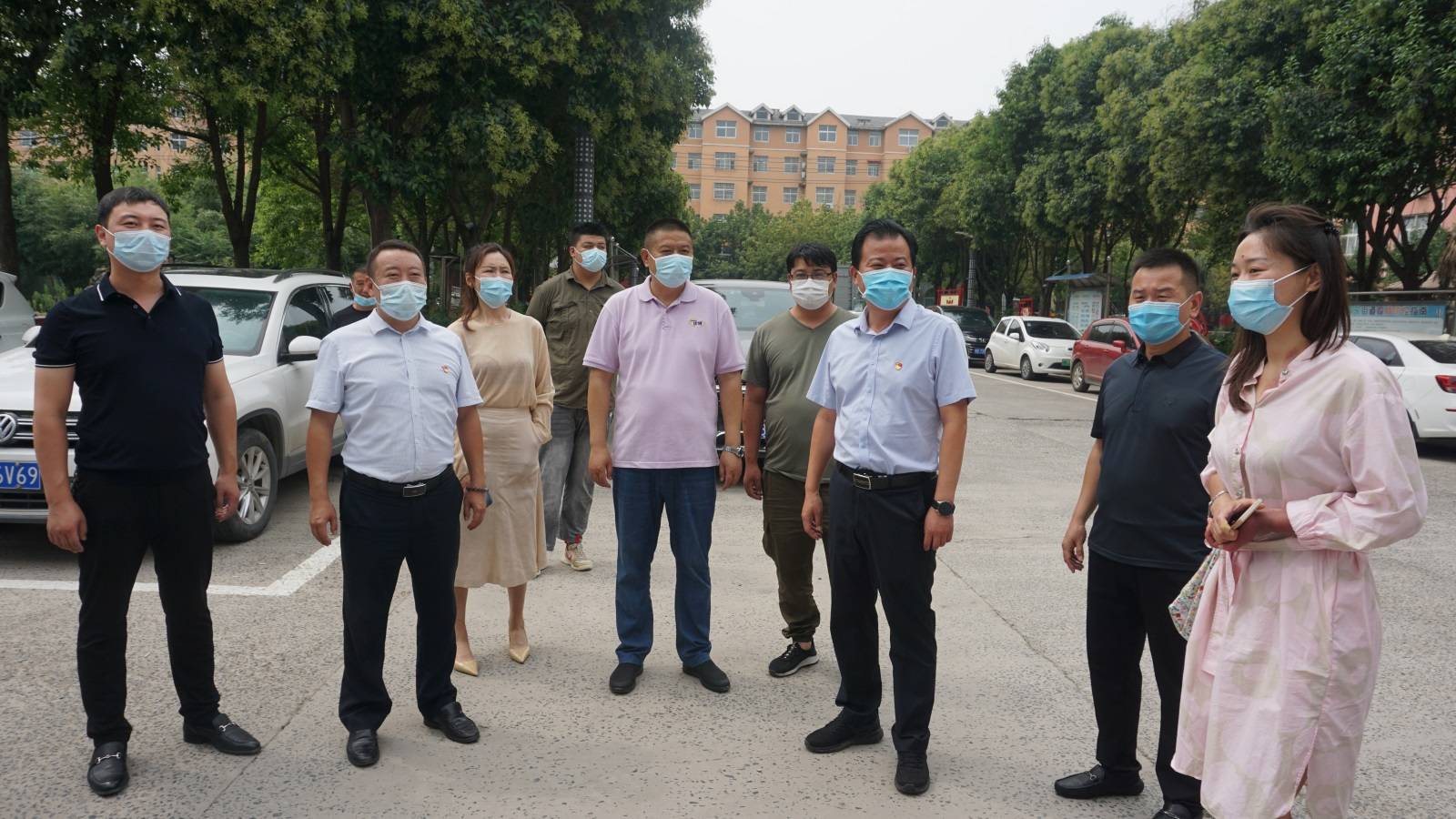 汴梁头条|开封部分爱心企业家向祥符区疫情防控一线捐赠慰问物资