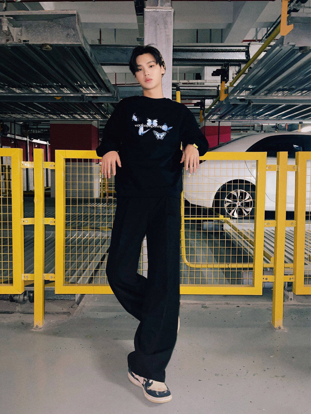 一身|江苏五龙——黄明昊的日常穿搭，小朋友却男友力爆棚！