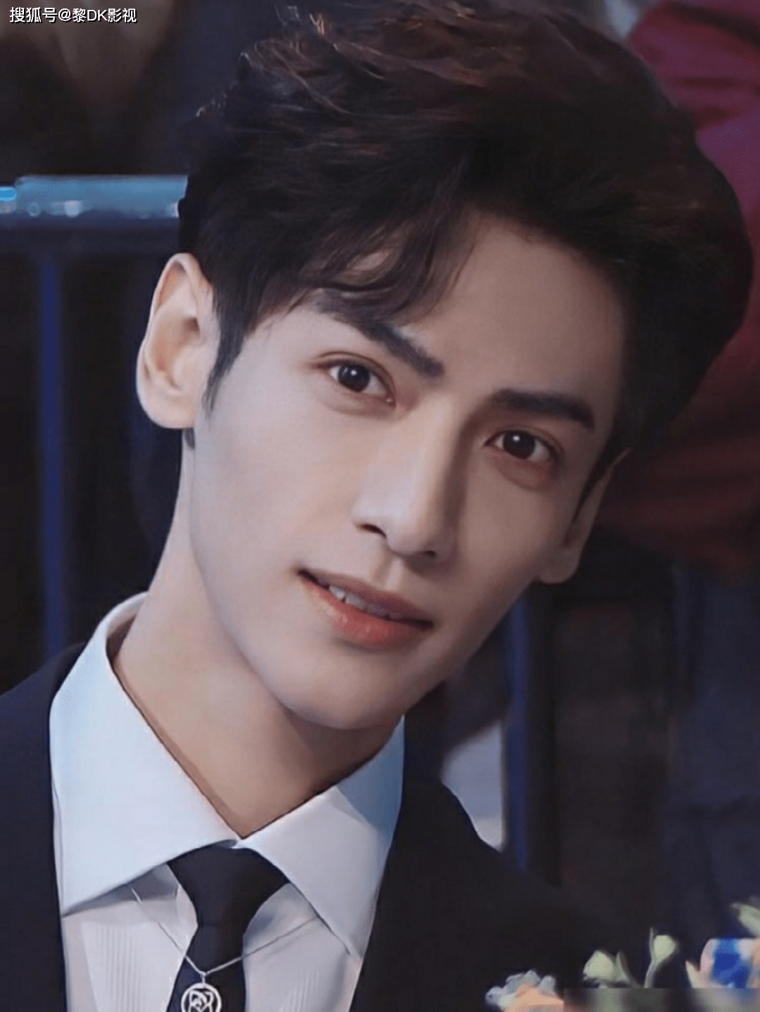 角色|盘点那些罗云熙饰演的角色，润玉最帅周小山最能打